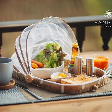 Sang Poy Cottage Ban pa Sak  Exteriör bild