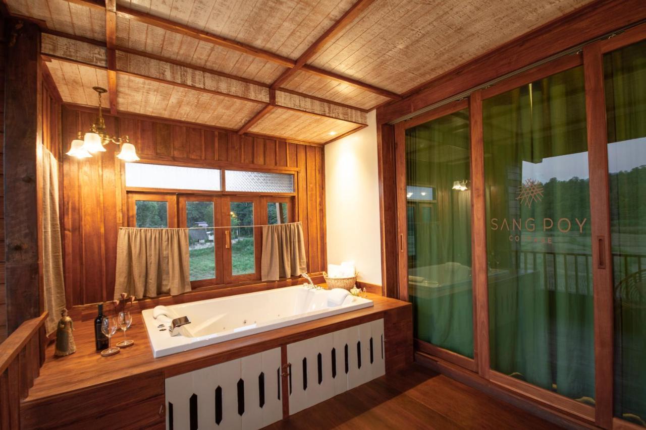 Sang Poy Cottage Ban pa Sak  Exteriör bild