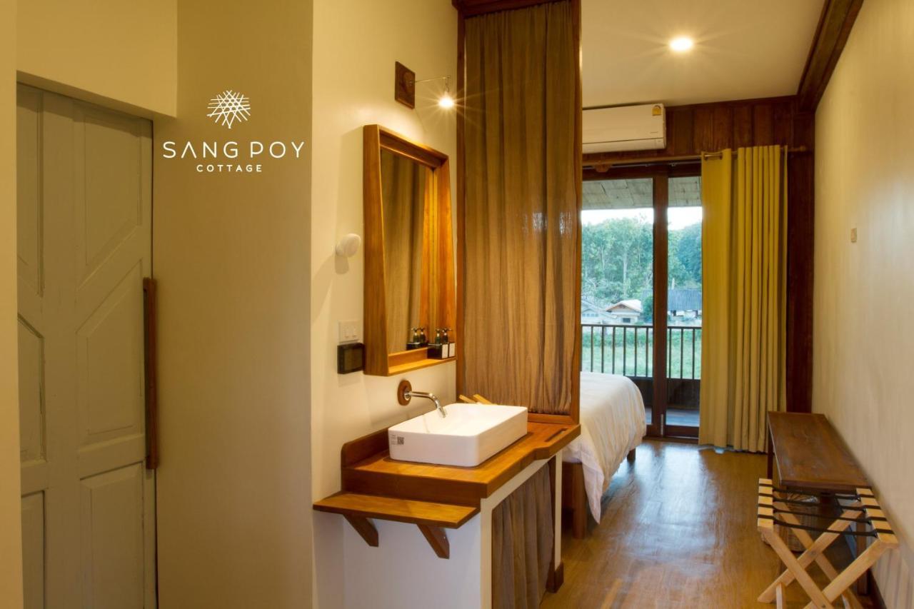 Sang Poy Cottage Ban pa Sak  Exteriör bild
